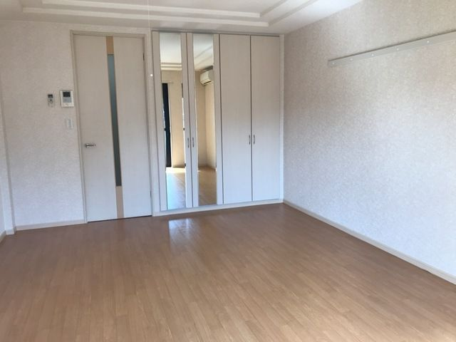 ＣｈｅｒＶｅｒｇｅｒの洋室