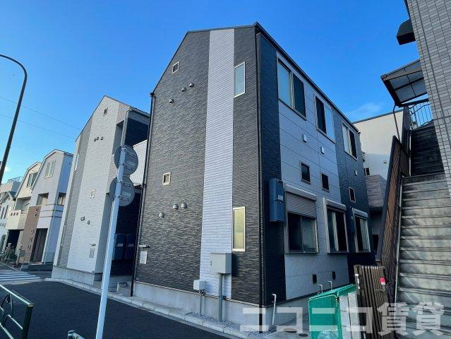 葛飾区東金町４丁目のアパートの外観
