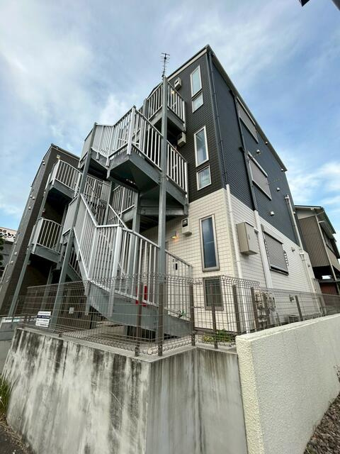 横浜市鶴見区岸谷2丁目のアパートの画像