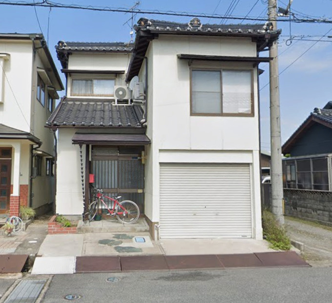 中島1丁目貸家の外観