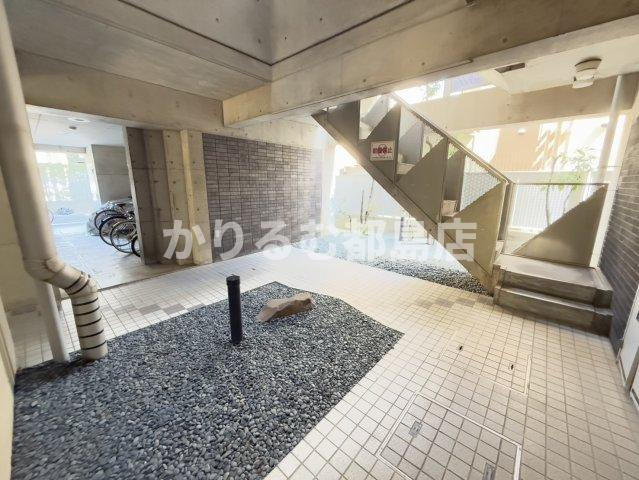 日興パレス都島のロビー