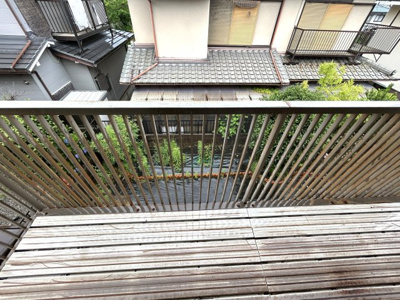 【バルコニー】 | 日吉台１丁目 | 気持ちのいい空が見渡せるバルコニー。爽やかな風を感じて、心躍る素敵な暮らしがはじまります。