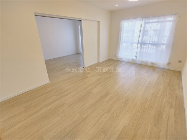 【居間・リビング】の画像