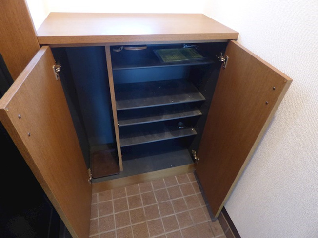 【玄関】房尾本店横川橋ビル