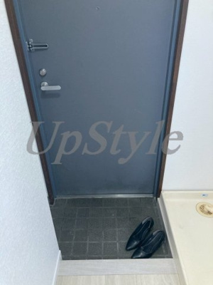 【玄関】 | サンワードパレスタマオカ