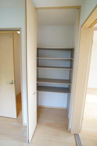 シャーメゾン逆瀬川Ａ棟の収納