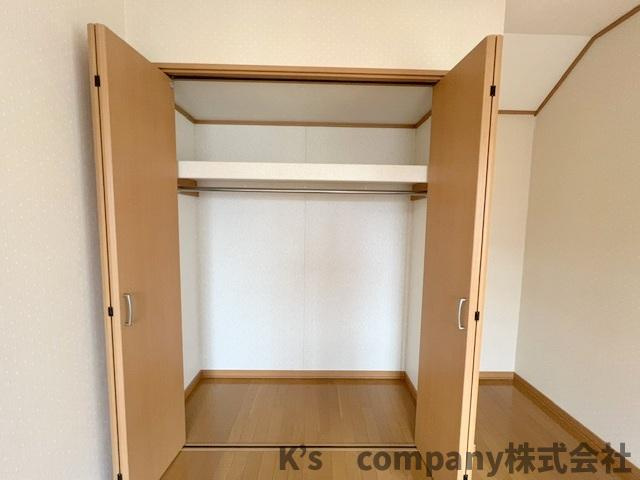 ◎高座郡寒川町小谷2丁目　中古戸建の洋室|リフォーム前◇