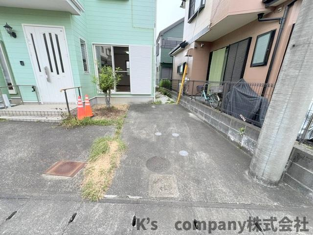 ◎高座郡寒川町小谷2丁目　中古戸建の駐車場|リフォーム前◇