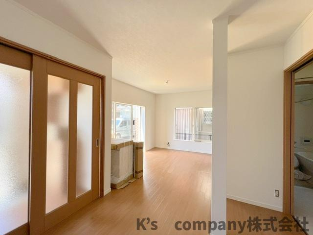 ◎高座郡寒川町小谷2丁目　中古戸建の居間・リビング|リフォーム前◇