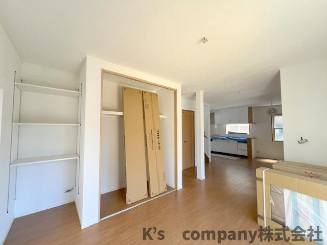 ◎高座郡寒川町小谷2丁目　中古戸建の居間・リビング|リフォーム前◇