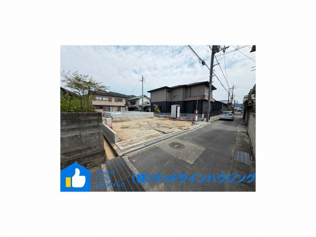 クレイドルガーデン西脇第12の前面道路含む現地写真