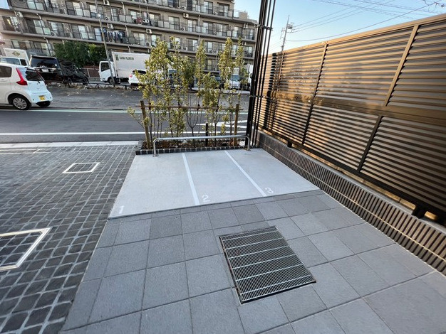 ・ＡＬＴＥＲＮＡお花茶屋の駐車場