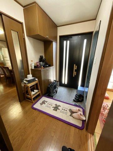 中古戸建の玄関