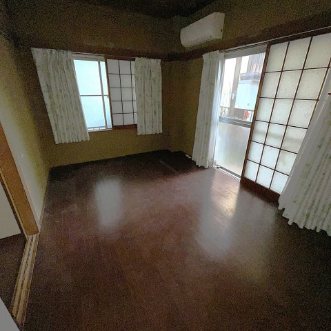 中戸　テラスハウスの居間・リビング