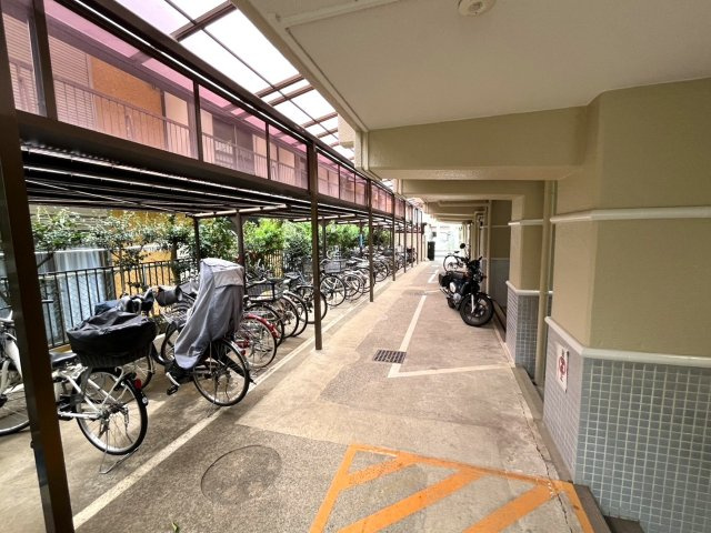 レスポワール上福岡IIの駐輪場