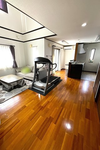 川越市大字山田の中古一戸建の居間・リビング