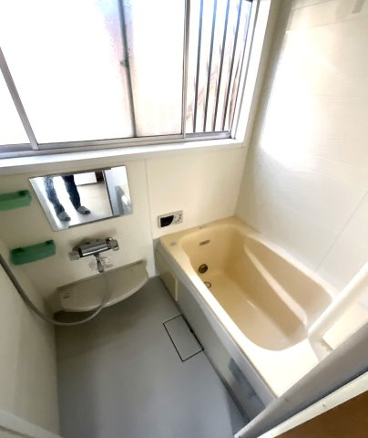 中古戸建の浴室