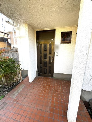 中古戸建の玄関