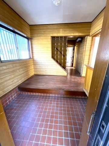 中古戸建の玄関