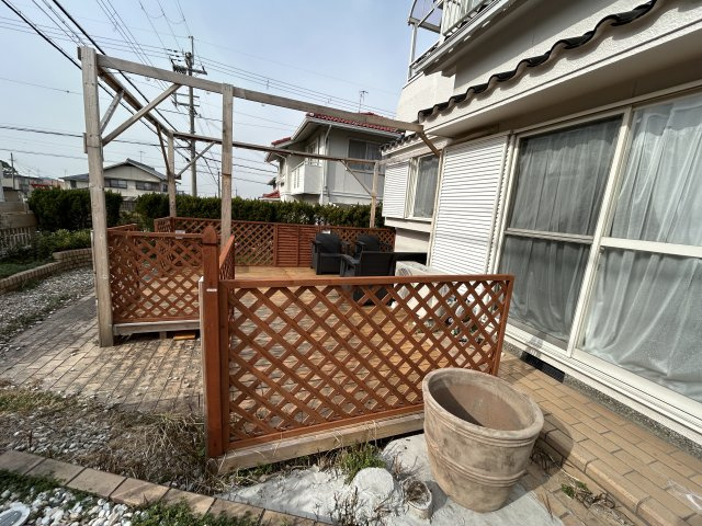 三木市志染町青山1丁目の庭