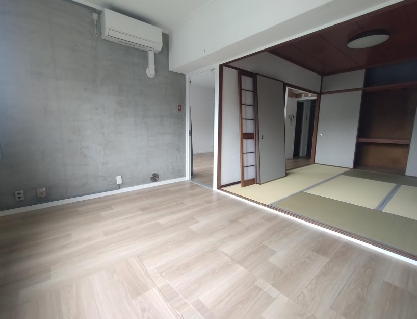 塩屋住宅5号棟の居間・リビング