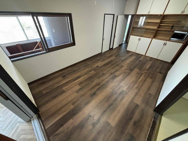 西大池1丁目戸建の居間・リビング