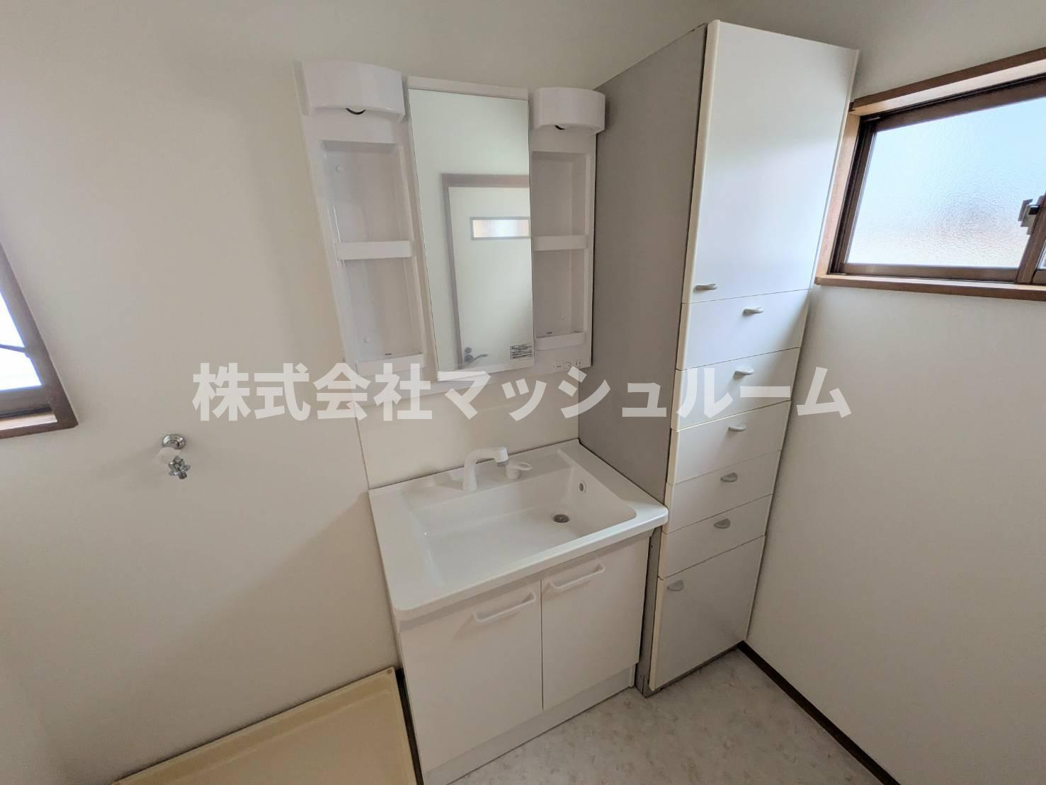 中野区大和町３丁目の一戸建ての洗面所
