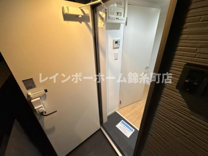 モントルーの玄関|※別部屋参照写真となります。
