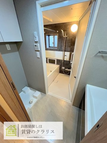 ピーノ京都西大路の洗面所