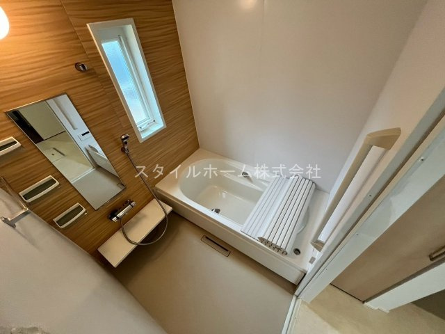 豊橋市花田町貸家の浴室