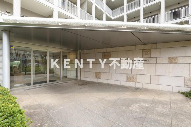 【エントランス】 | アビティ目黒 | 清潔なエントランスです