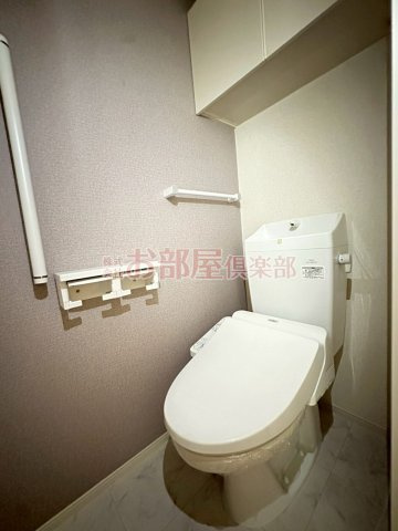 スリジエ　リアン　セカンド　Ａのトイレ|落ち着いた色調のトイレです