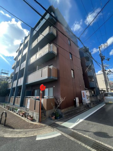 グランパレスレジェンドの外観