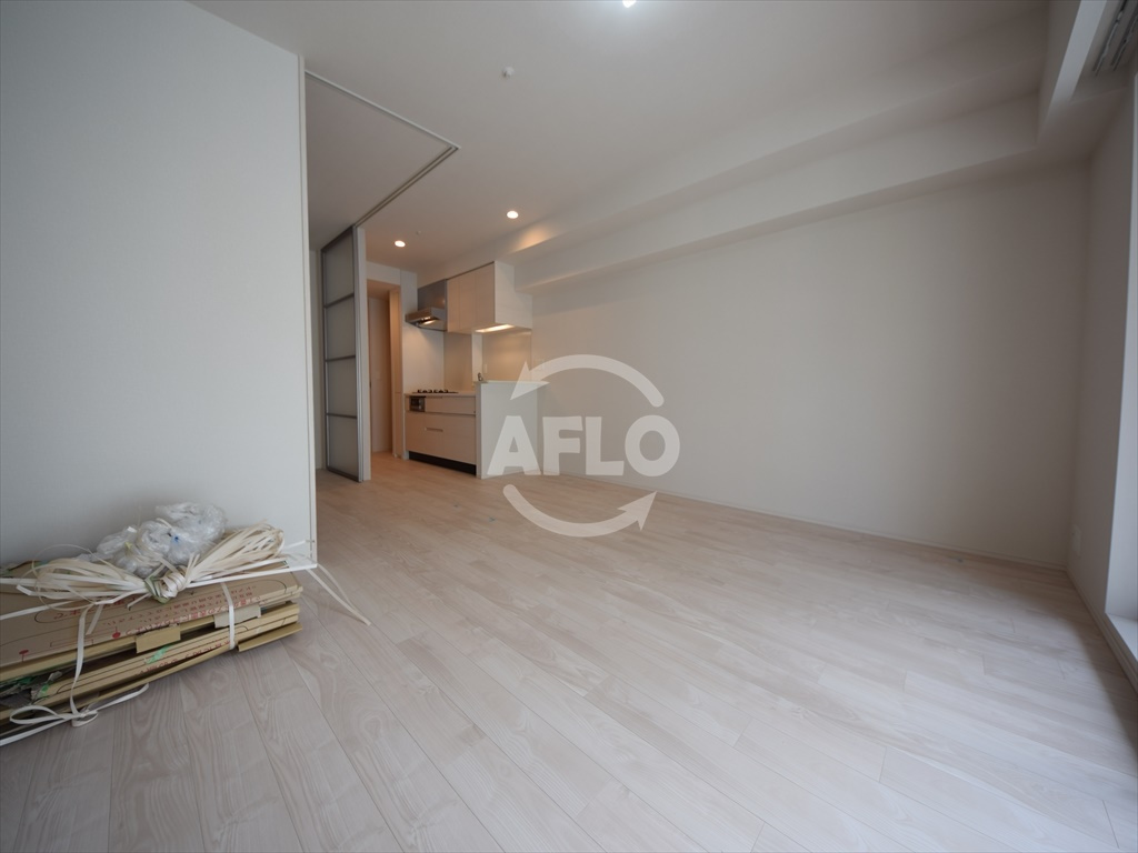 OPUS RESIDENCE SHINSAIBASHI SOUTHの居間・リビング|OPUS RESIDENCE SHINSAIBASHI SOUTH　リビング
