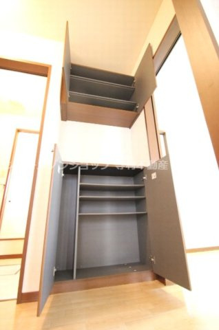 パステルハウスの玄関
