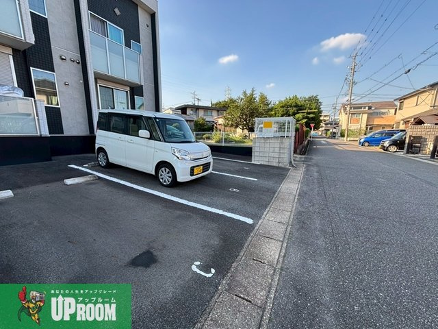 ベリアスエイトの駐車場