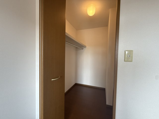 シャルマンドミール　B棟の収納