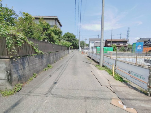 【前面道路含む現地写真】 | 川越市郭町2丁目　全4棟