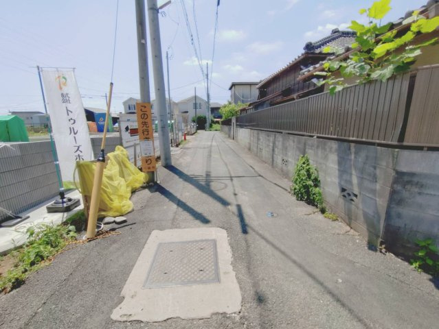 【前面道路含む現地写真】 | 川越市郭町2丁目　全4棟
