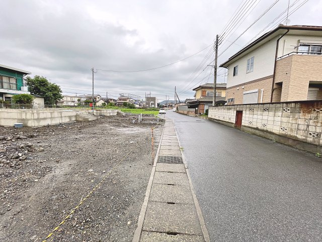 新築戸建・新築建売　足利市南大町　矢場川小学校・山辺中学校の前面道路含む現地写真