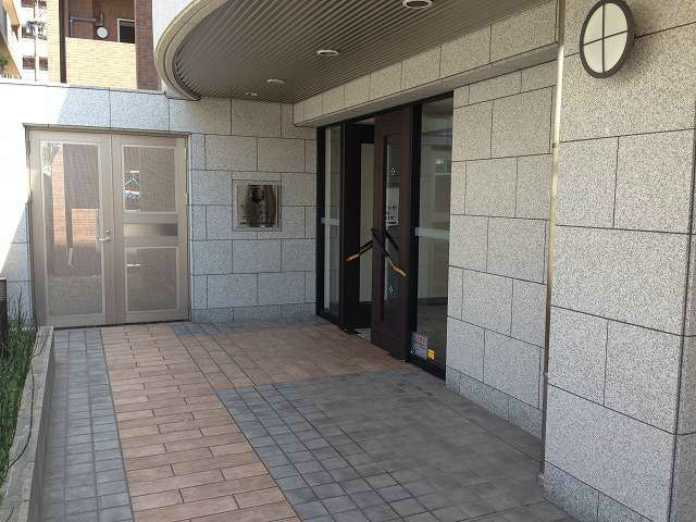 【エントランス】ライジングコート京都西院フロンティアⅡ