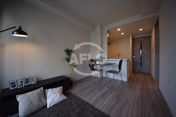 SK RESIDENCES SHINSAIBASHIの居間・リビング|SK RESIDENCES SHINSAIBASHI　リビング