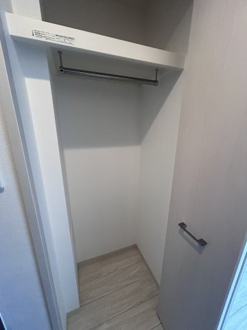 エグゼ新大阪南の収納|エグゼ新大阪南　クローゼット