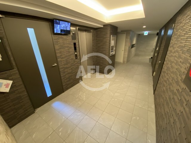SKYレジデンス大阪梅田のその他共用部分|SKYレジデンス大阪梅田　エレベーターホール