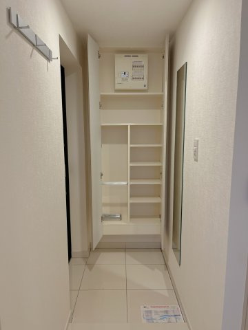 【玄関】