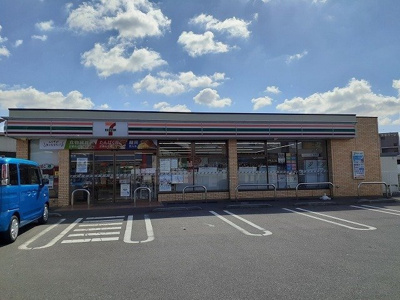 【周辺】 | グリーンヒルズ | セブンイレブン簗瀬中央店まで230m