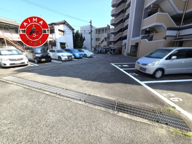 アーサー大橋エクシオ2の駐車場|敷地内の駐車場です。