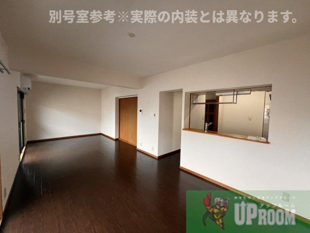 ハピネス八光の居間・リビング