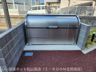  | トリシア　ホワイト