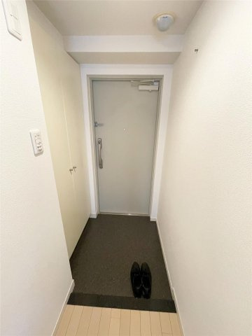 シャルム甲子園口の玄関